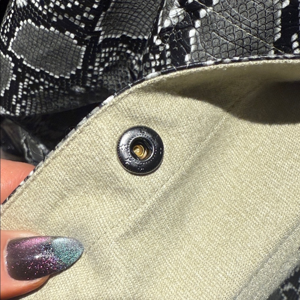 ASOS Design Pleather Snakeskin Button Up Oversized Shacket - Picture 9 of 16